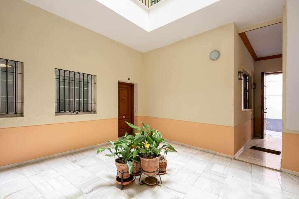 Monkeys Apartments 7Revueltas Deluxe Seville Ngoại thất bức ảnh